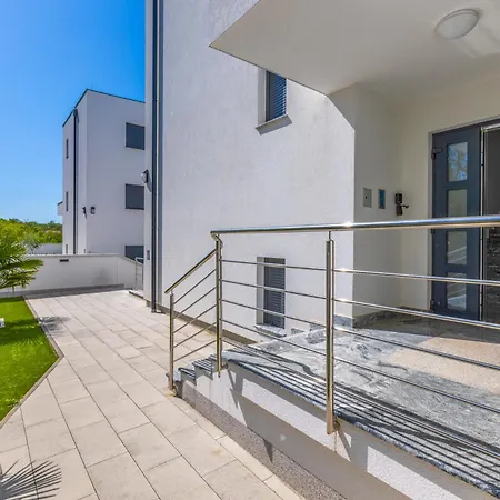 Appartamento Sunset & Seaview Premium Malinska