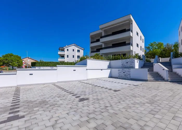 Sunset & Seaview Premium *